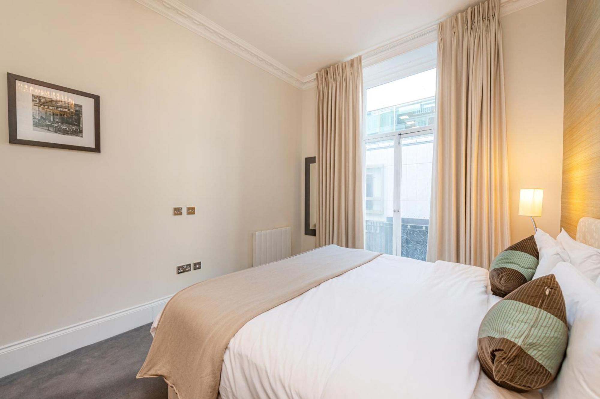 20 Hertford Street - Mayfair Apartments London Szoba fotó